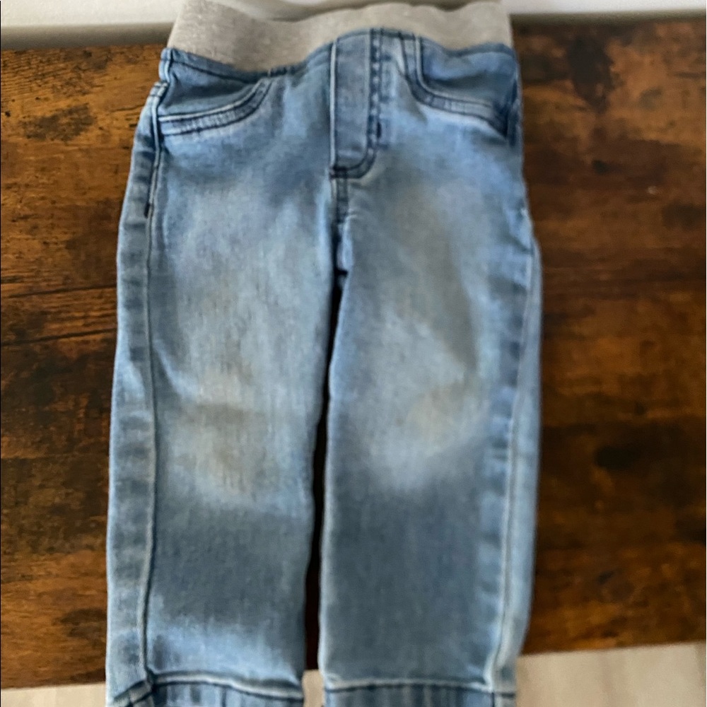 baby girl blue jeans.!!